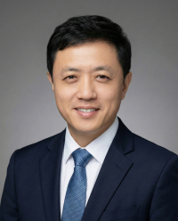 남동욱